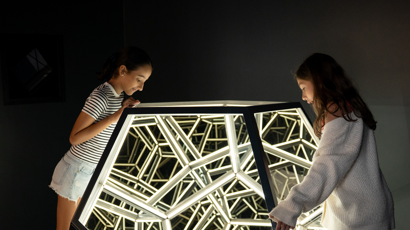 installations featured image exhibits list moi city 1600×900 1 (1)